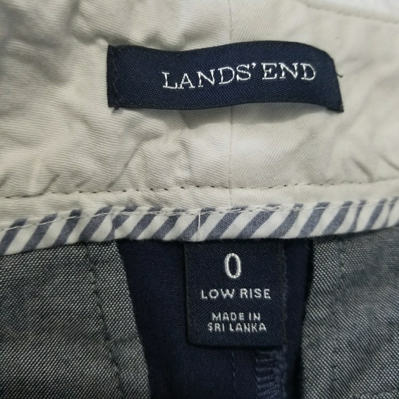 Lands End - Women's Low Rise Chino Navy Shorts - Picture 3 of 4